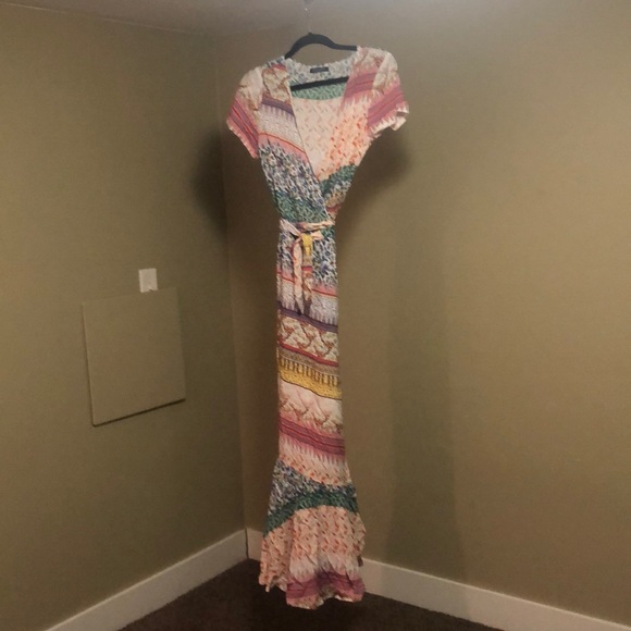 Floral wrap maxi dress - Picture 1 of 3